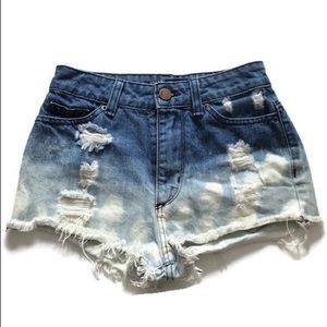 NWT BDG High Rise Cheeky Distressed Ombré Tie Dye Short 25